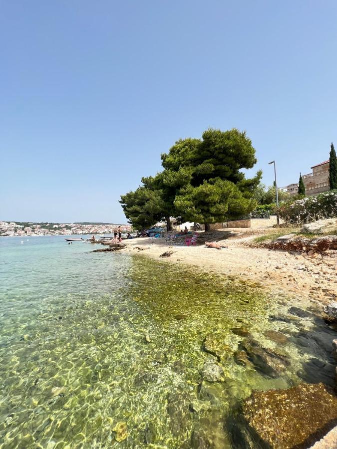 Beachfront House Olbia With Private Parking Трогир Екстериор снимка